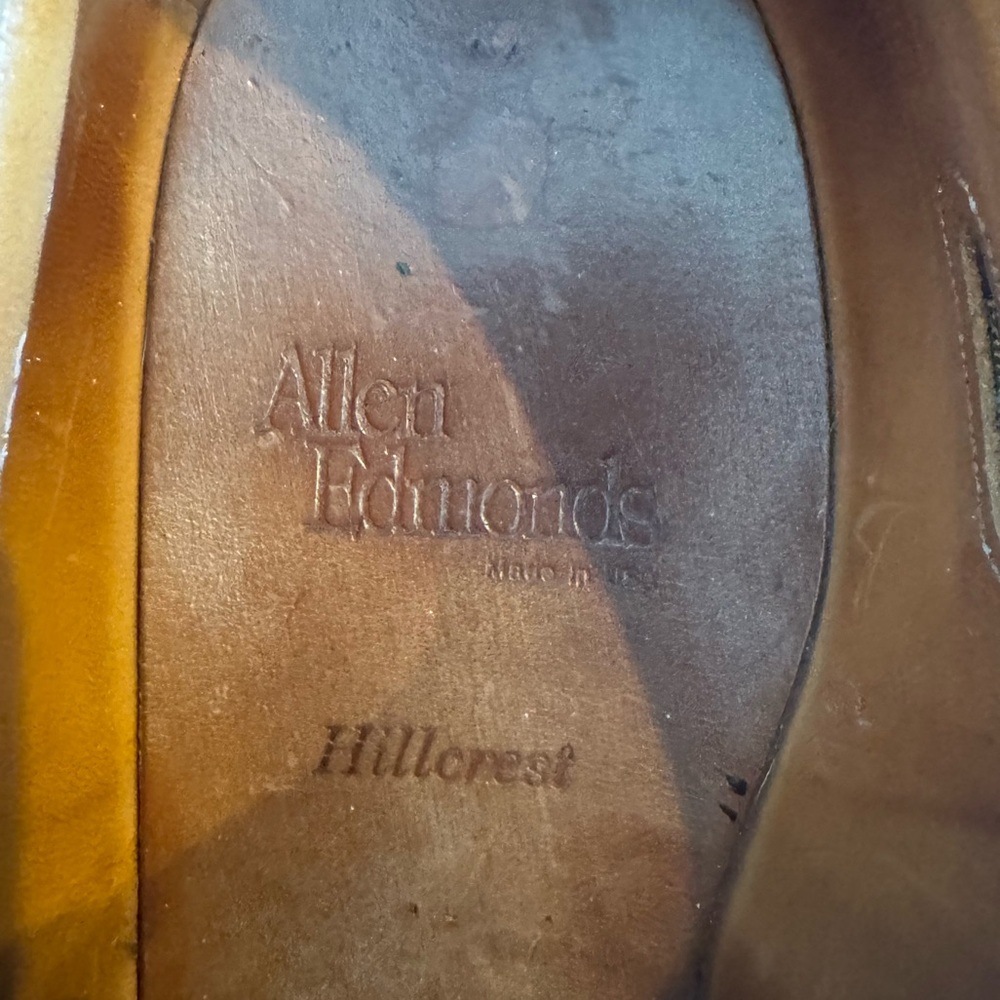 Allen Edmonds Hillcrest. Men’s dress shoes. Size 10 D - Picture 3 of 5